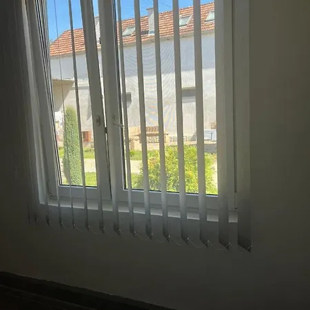 Sobe Sponga 4, Гостевой дом Кикинда